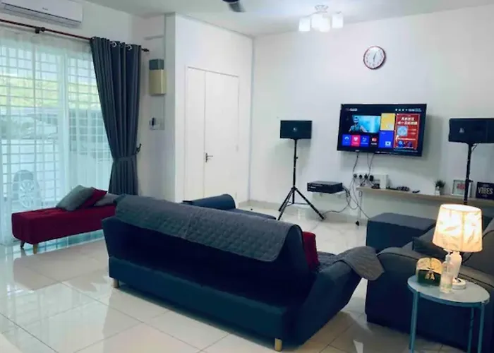 Tiara East Broga Homestay